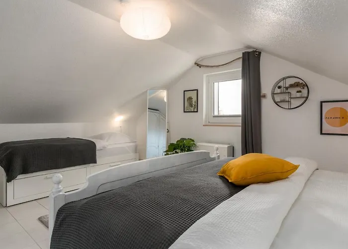 Apartment Forest & Mountain - Direct Piste Access, Parking Winterberg